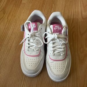 Nike Air Force 1 Shadow “White/Magic Flamingo”